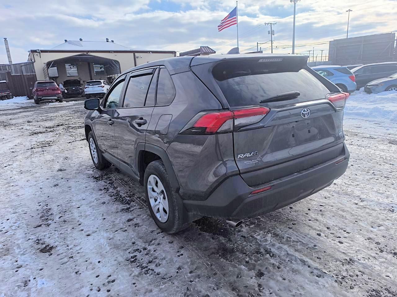 2025 TOYOTA RAV4 LE photo 3