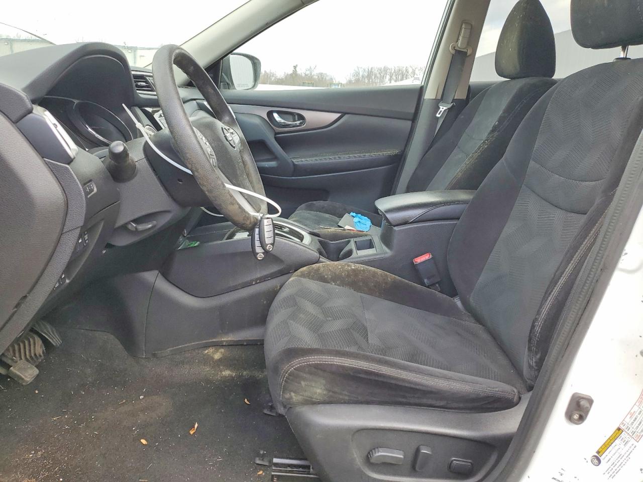 2014 NISSAN ROGUE S photo 7