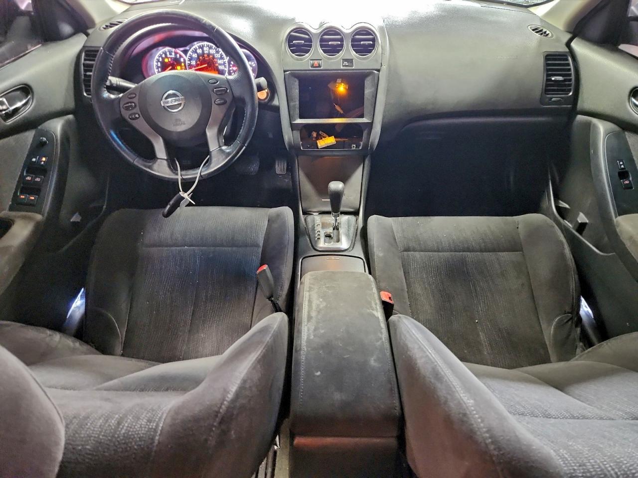 2011 NISSAN ALTIMA BASE photo 8