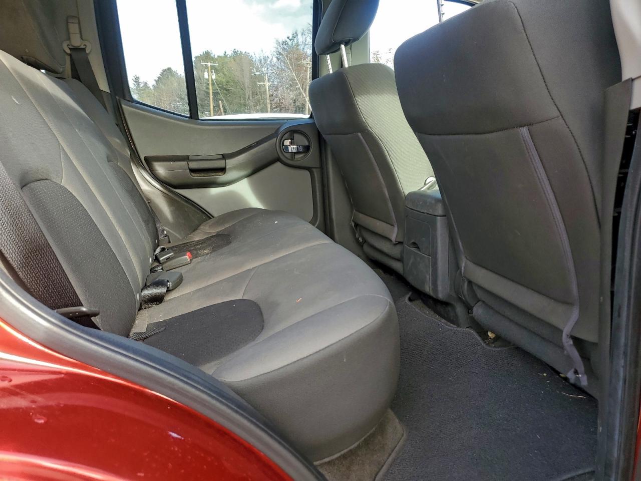 2015 NISSAN XTERRA X photo 11