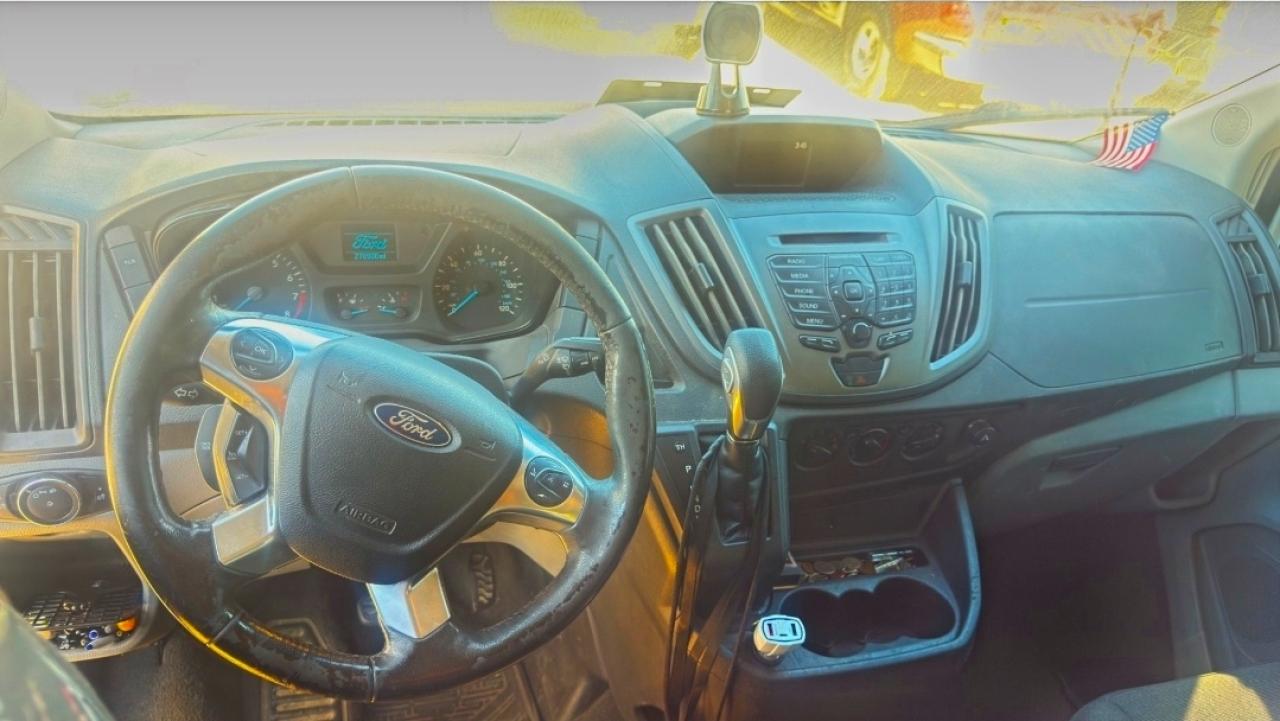 2017 FORD TRANSIT T-150 photo 9