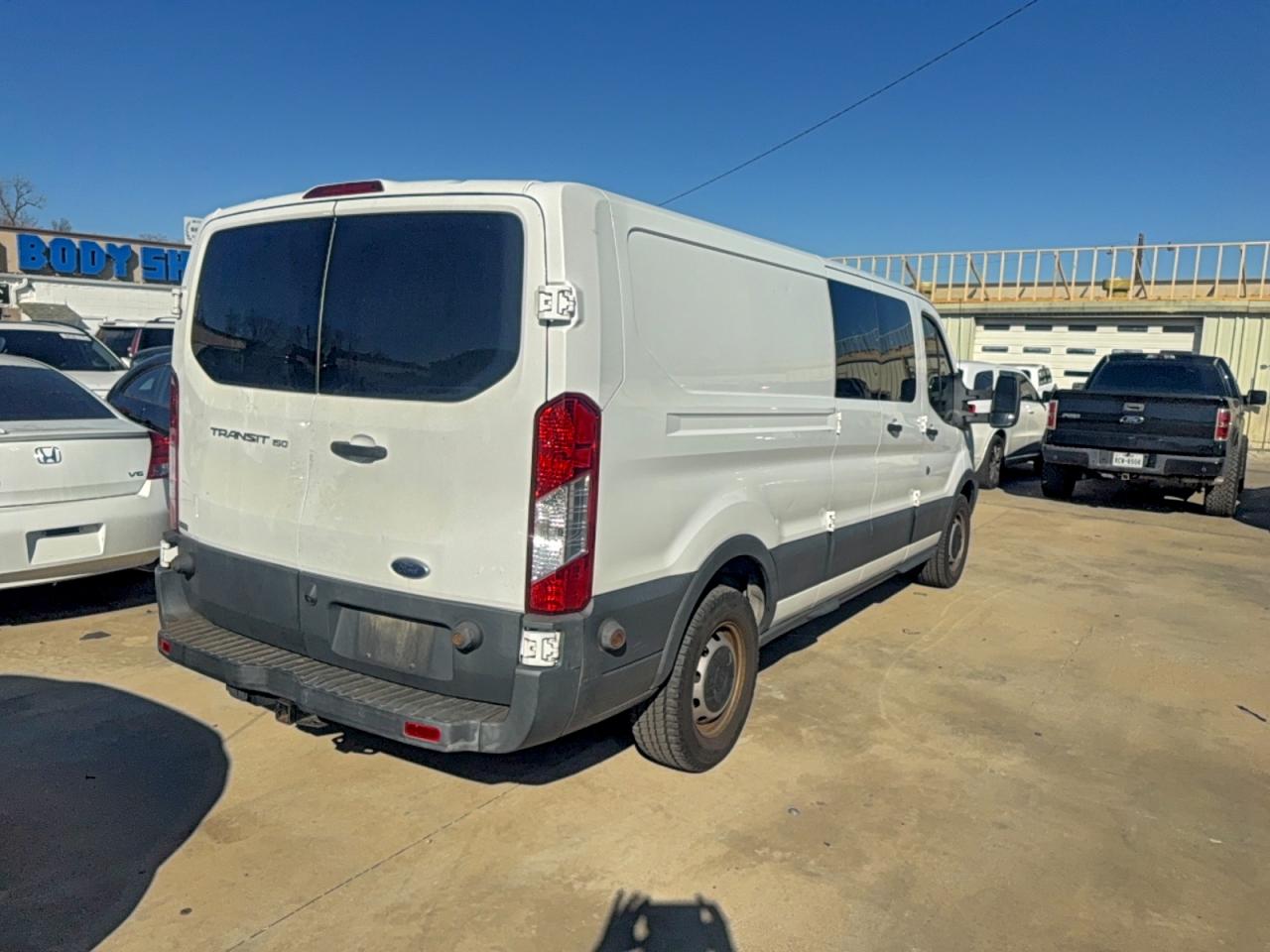 2017 FORD TRANSIT T-150 photo 4