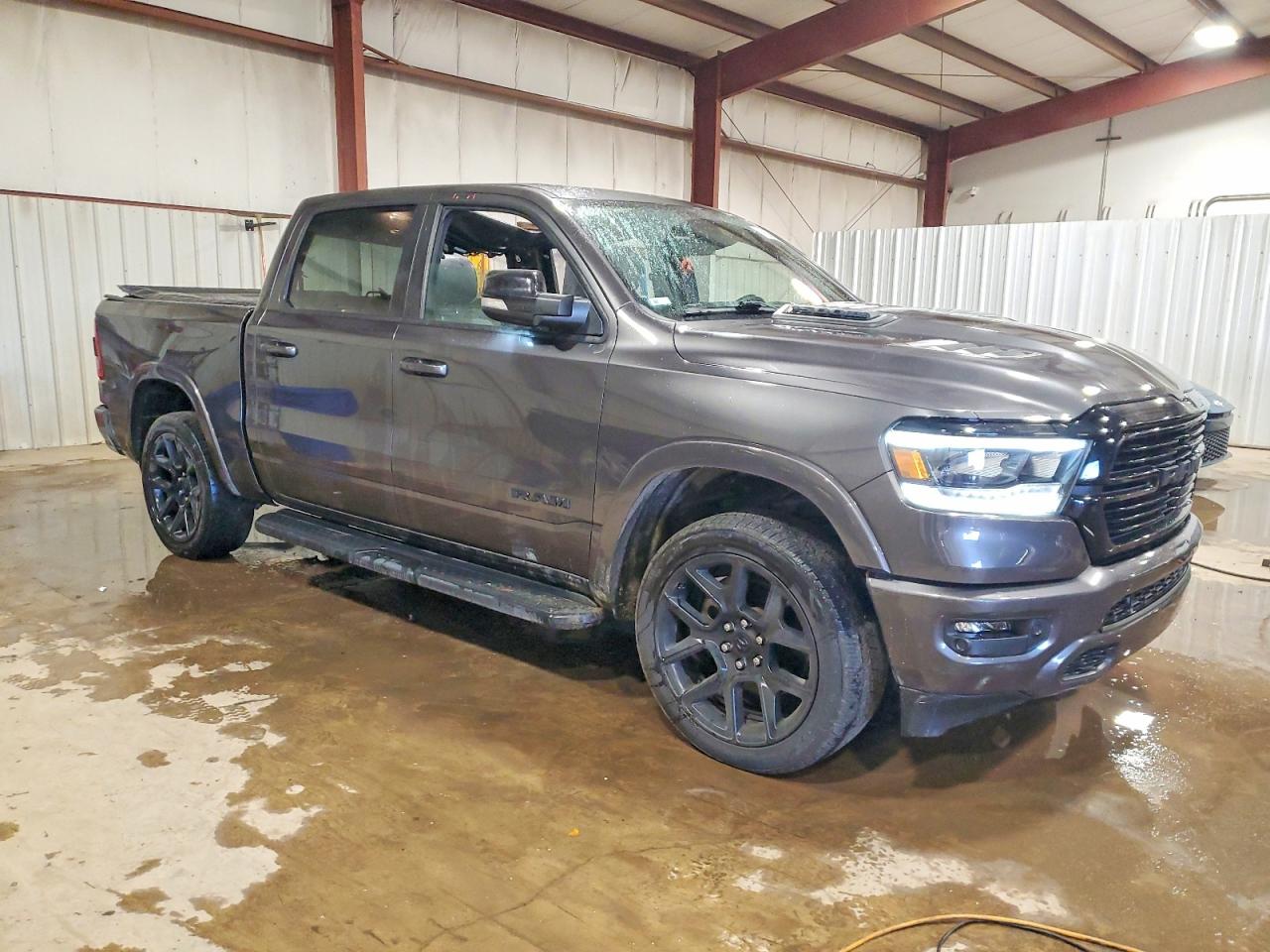 2021 RAM 1500 LARAMIE photo 4