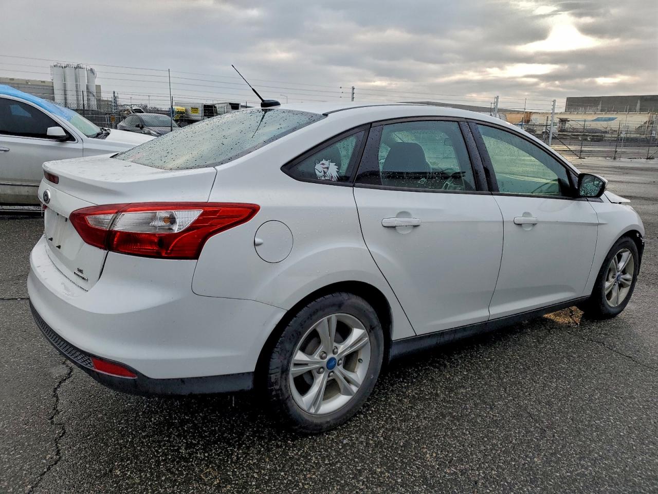 2013 FORD FOCUS SE photo 3