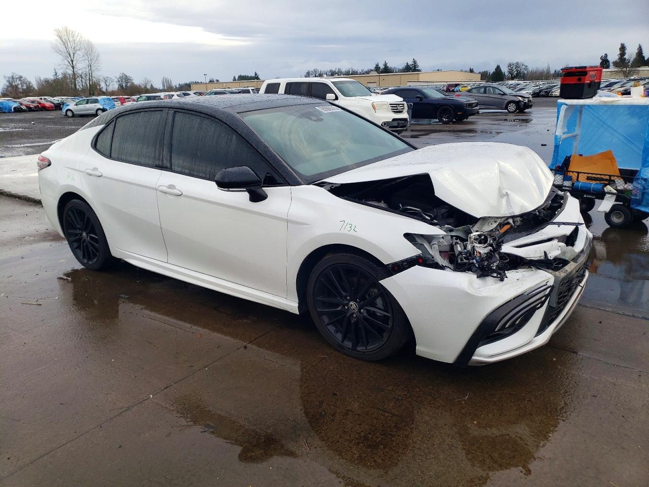 2021 TOYOTA CAMRY XSE photo 4