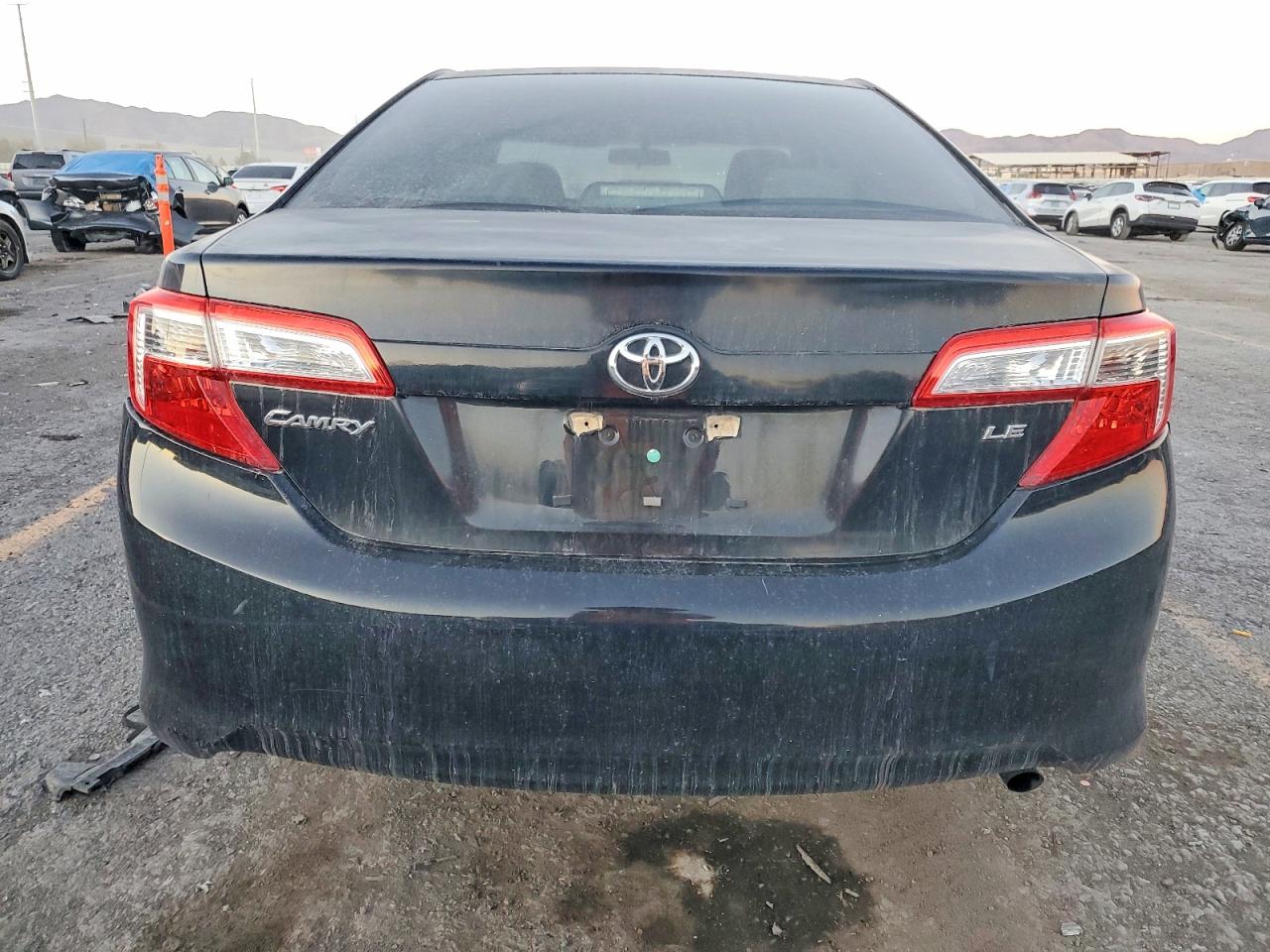 2012 TOYOTA CAMRY BASE photo 6