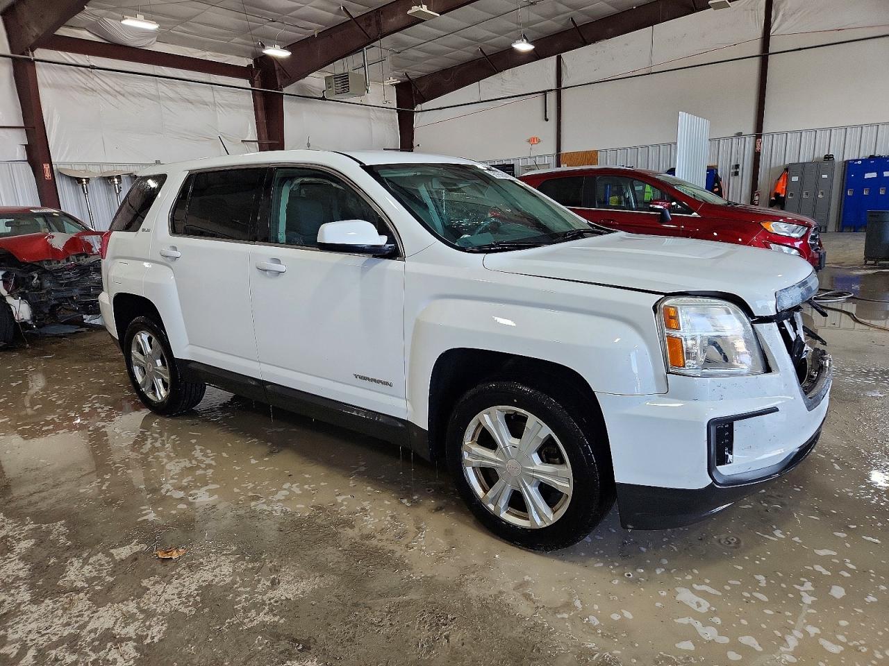 2017 GMC TERRAIN SLE photo 7