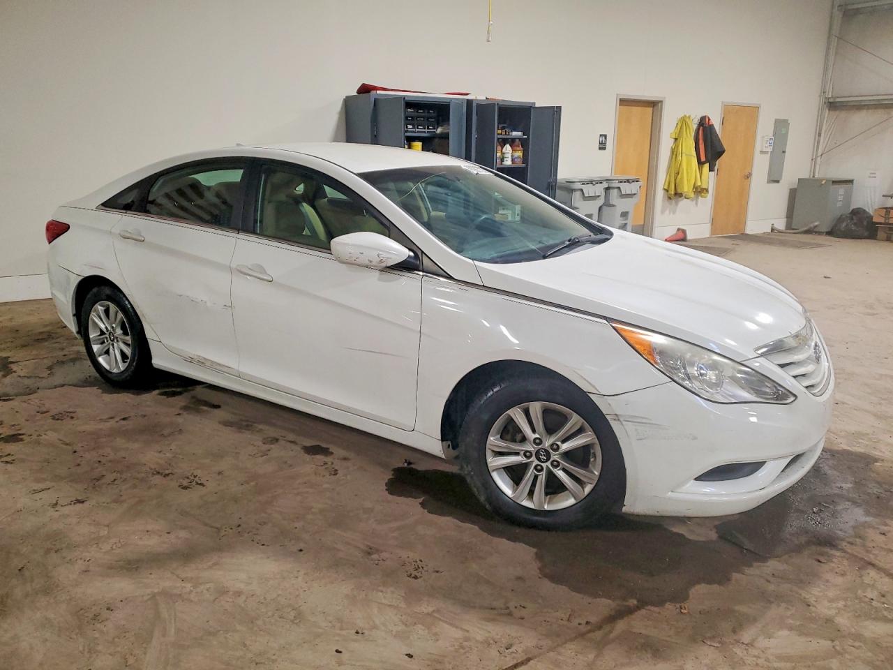 2013 HYUNDAI SONATA GLS photo 4