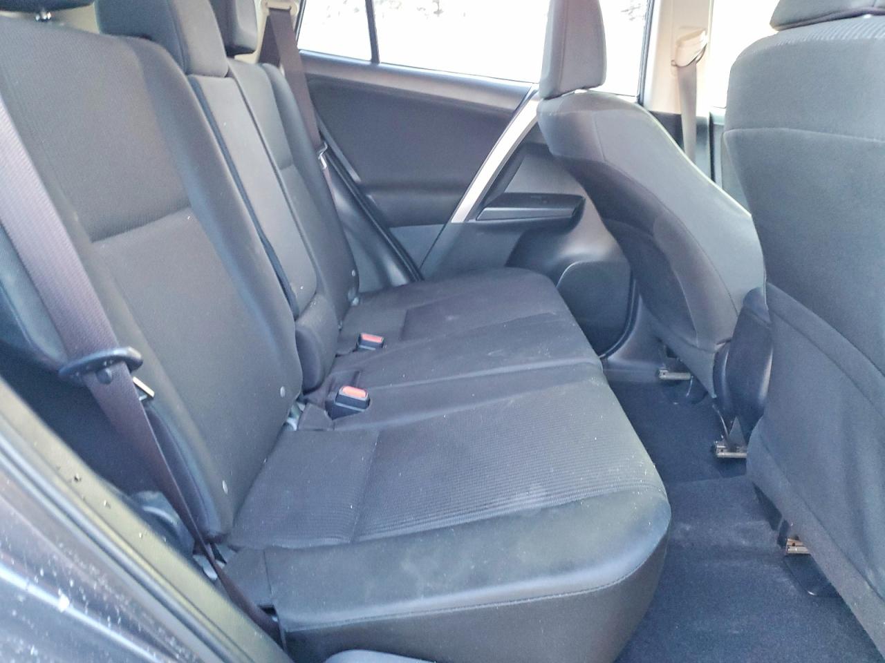 2017 TOYOTA RAV4 LE photo 21