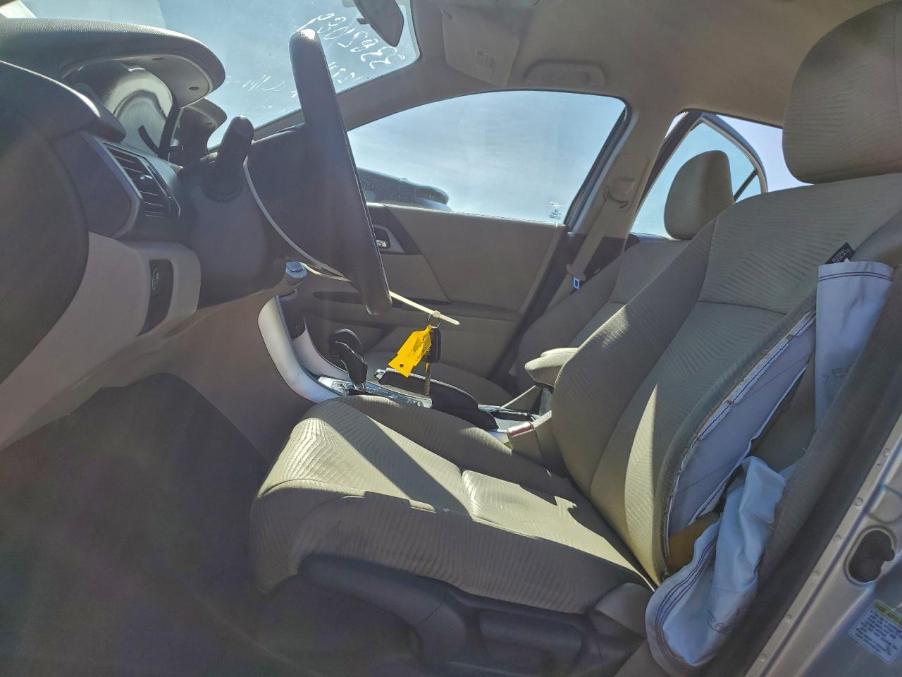 2014 HONDA ACCORD LX photo 7