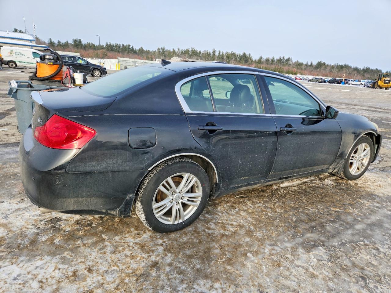 2012 INFINITI G37 photo 5