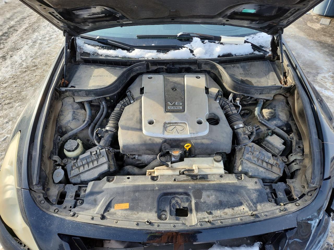 2012 INFINITI G37 photo 21