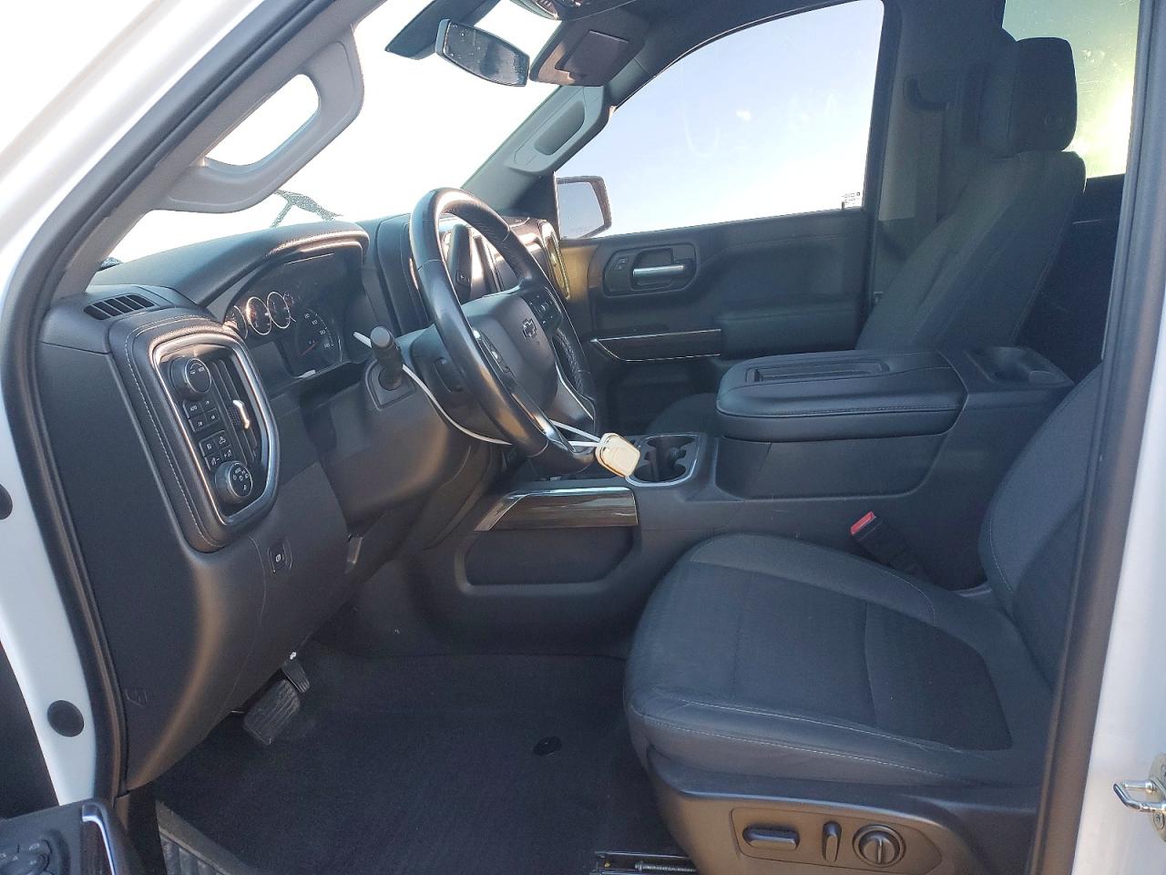 2020 CHEVROLET SILVERADO K1500 RST photo 7