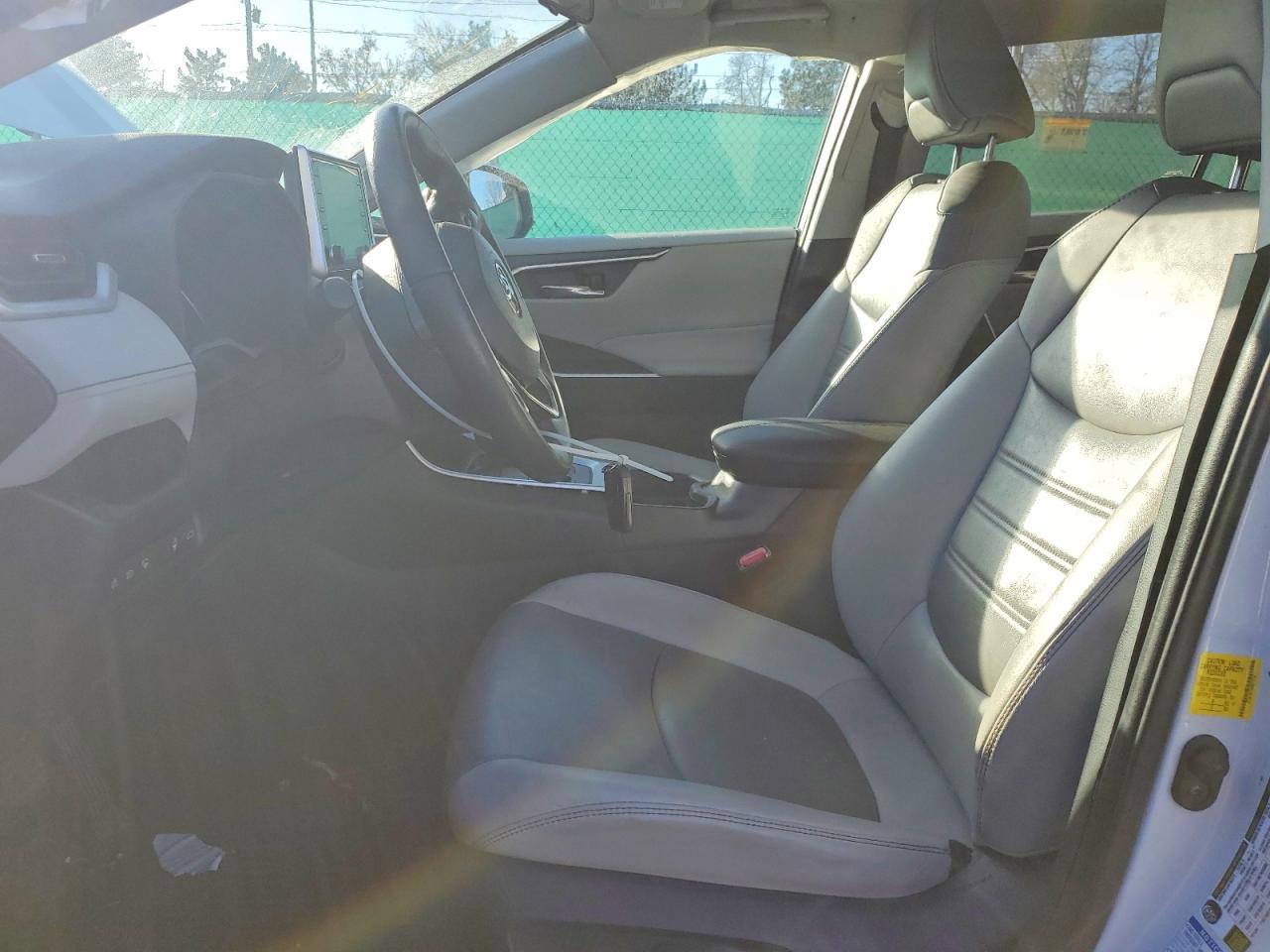 2021 TOYOTA RAV4 XLE PREMIUM photo 7
