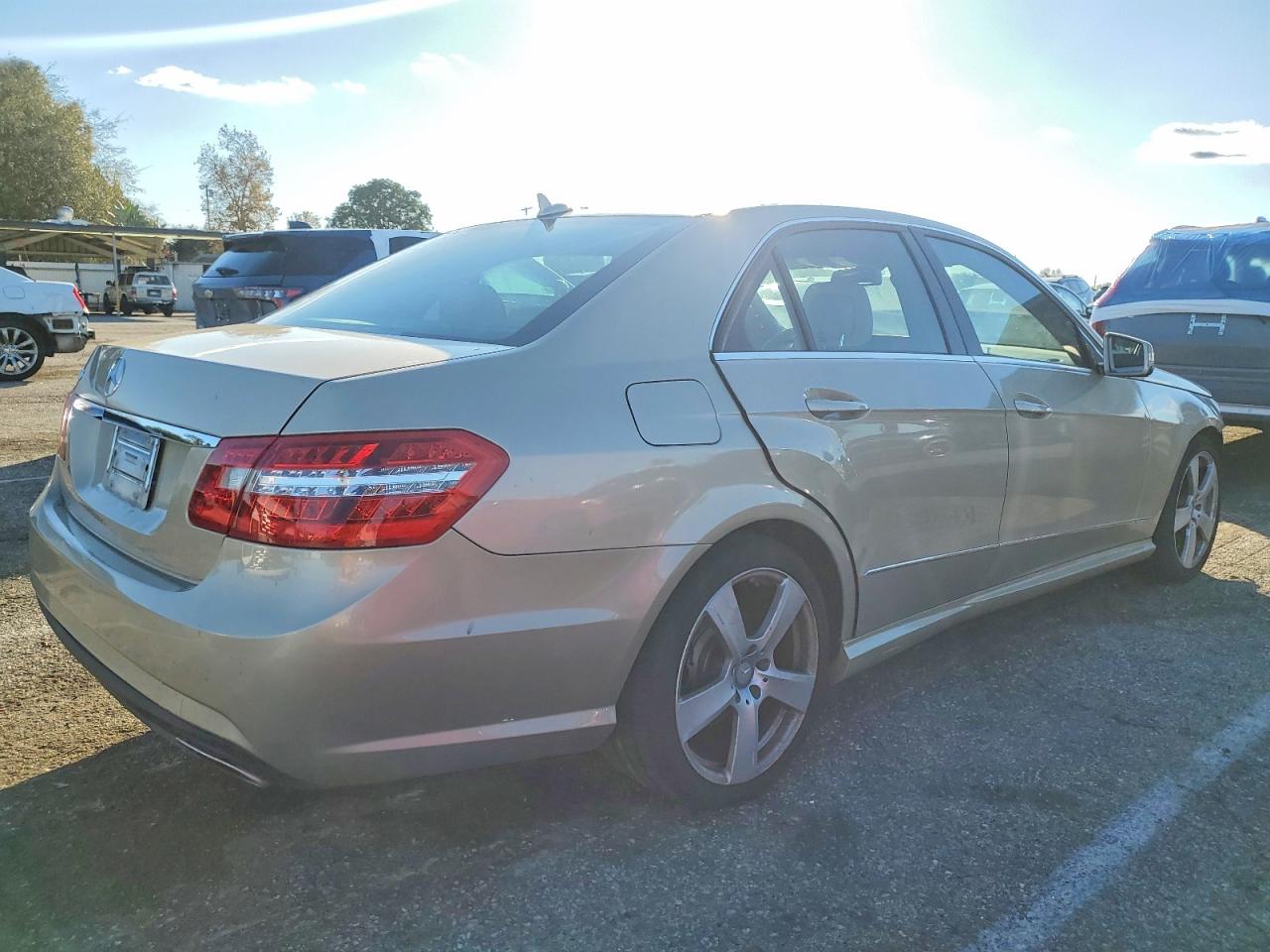 2010 MERCEDES-BENZ E 350 photo 5