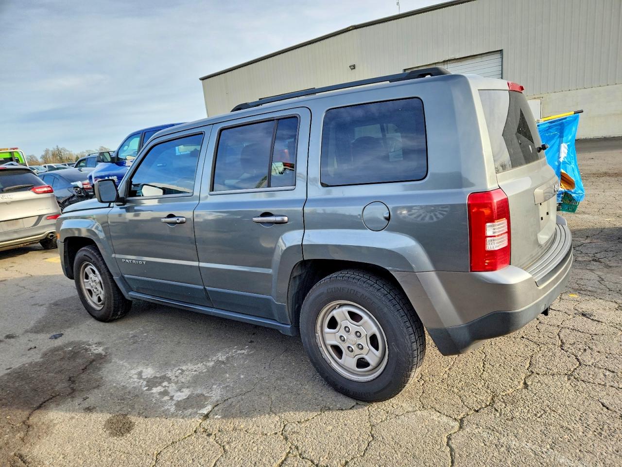 2012 JEEP PATRIOT SPORT photo 2