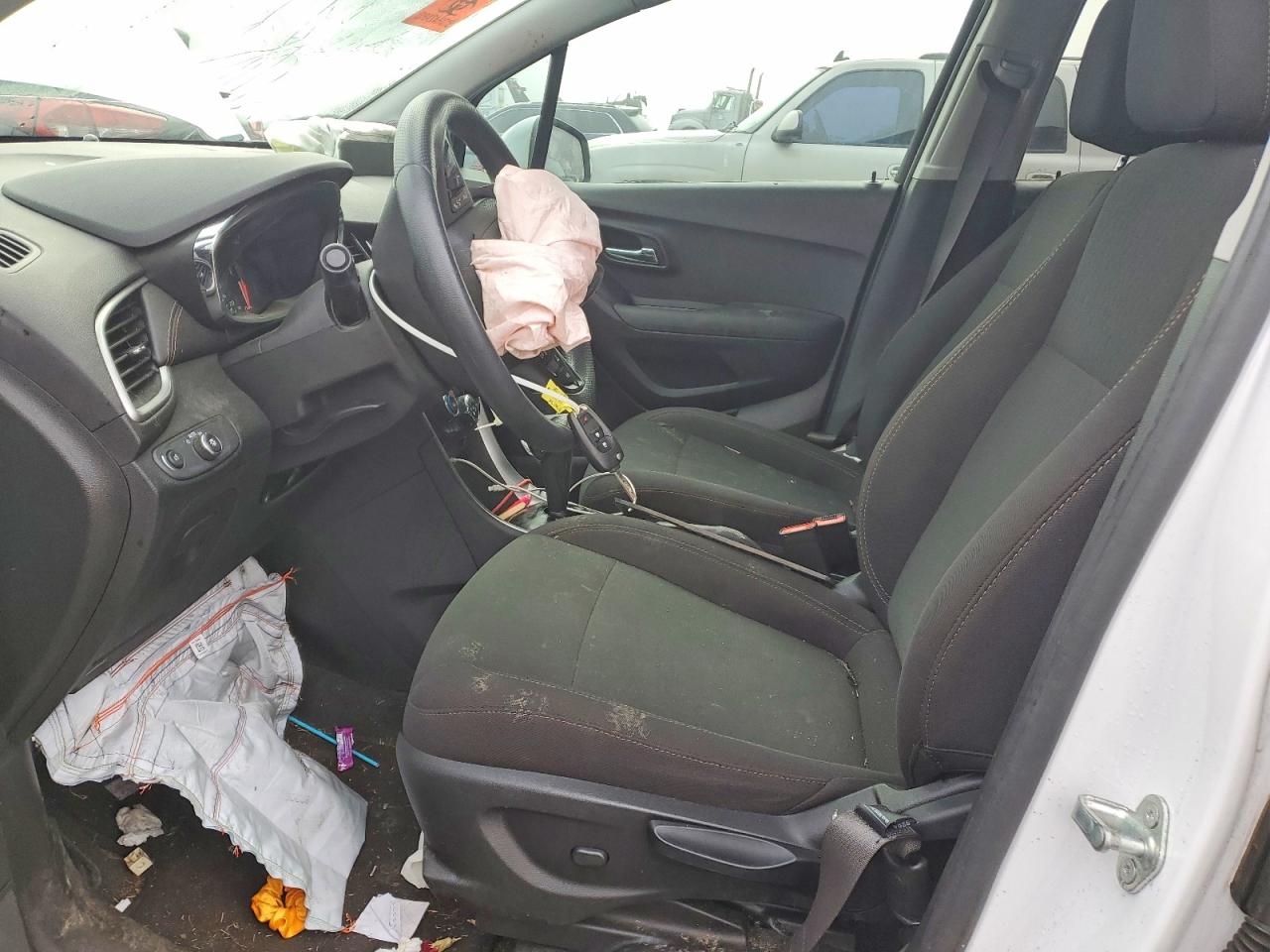 2019 CHEVROLET TRAX LS photo 7