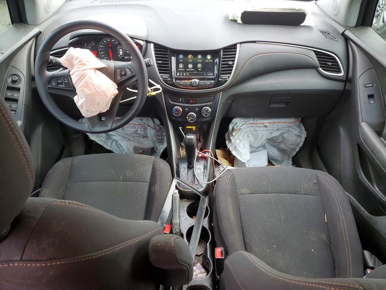 2019 CHEVROLET TRAX LS photo 8