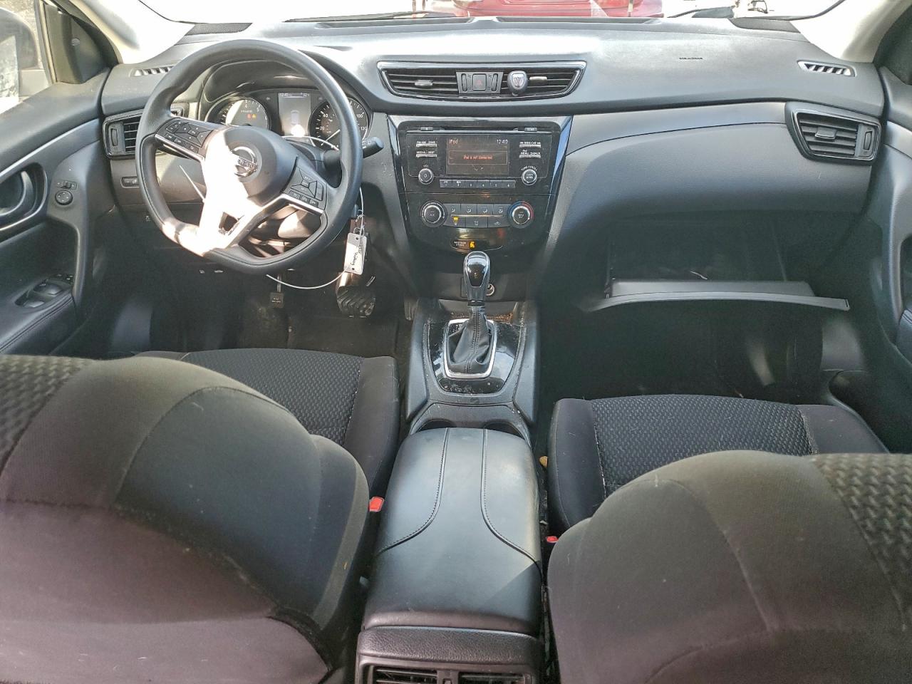 2018 NISSAN ROGUE SPORT S photo 8