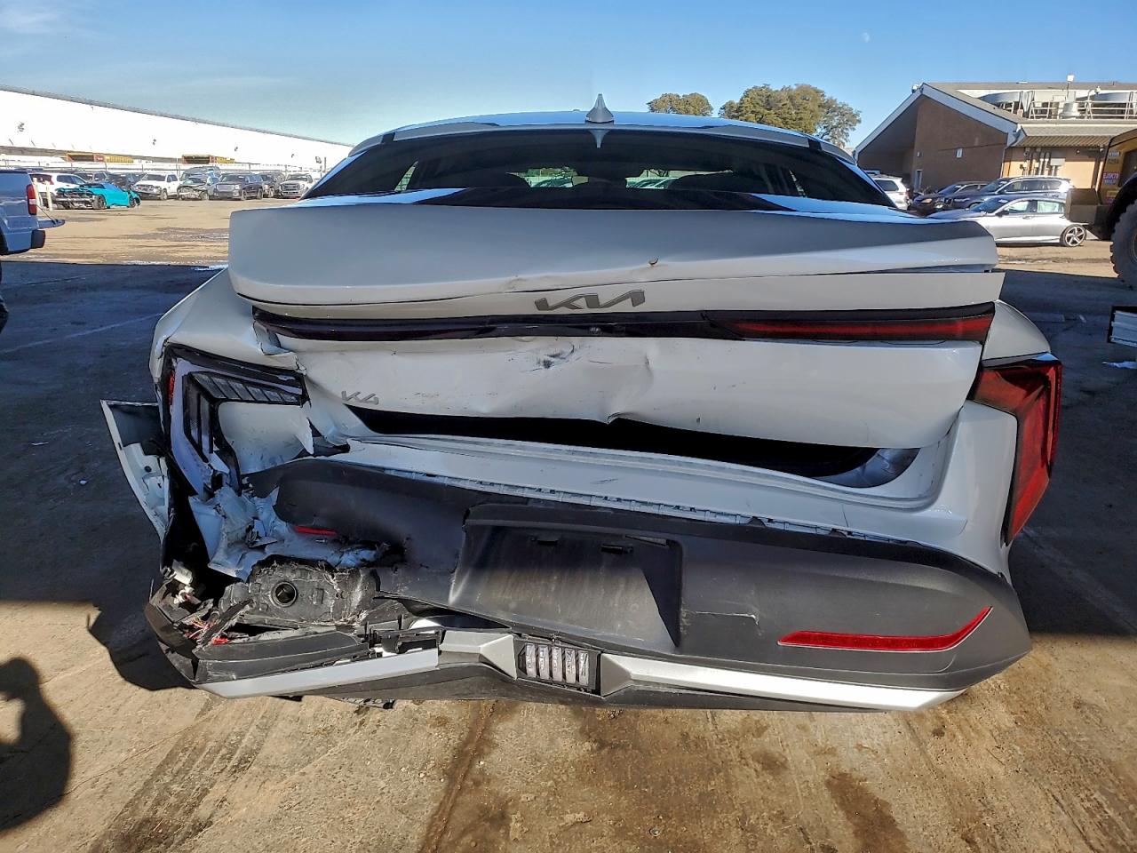 2025 KIA K4 LX photo 6