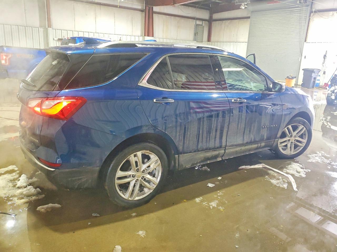 2020 CHEVROLET EQUINOX PREMIER photo 3