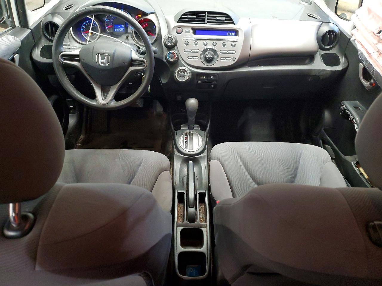 2009 HONDA FIT photo 8
