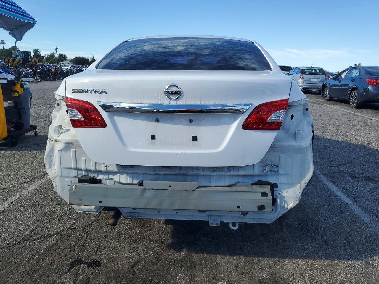 2015 NISSAN SENTRA S photo 6