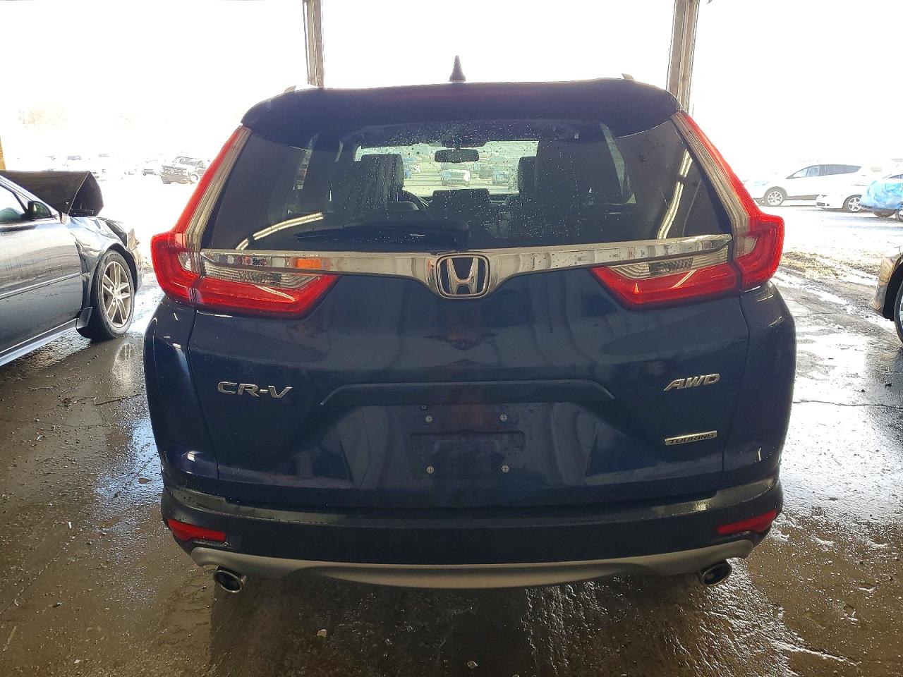2018 HONDA CR-V TOURING photo 6