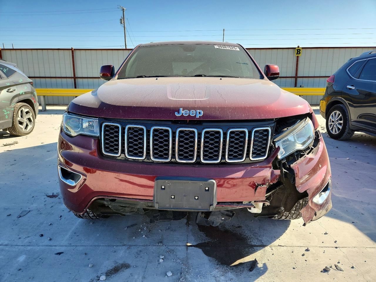 2018 JEEP GRAND CHEROKEE LAREDO photo 5