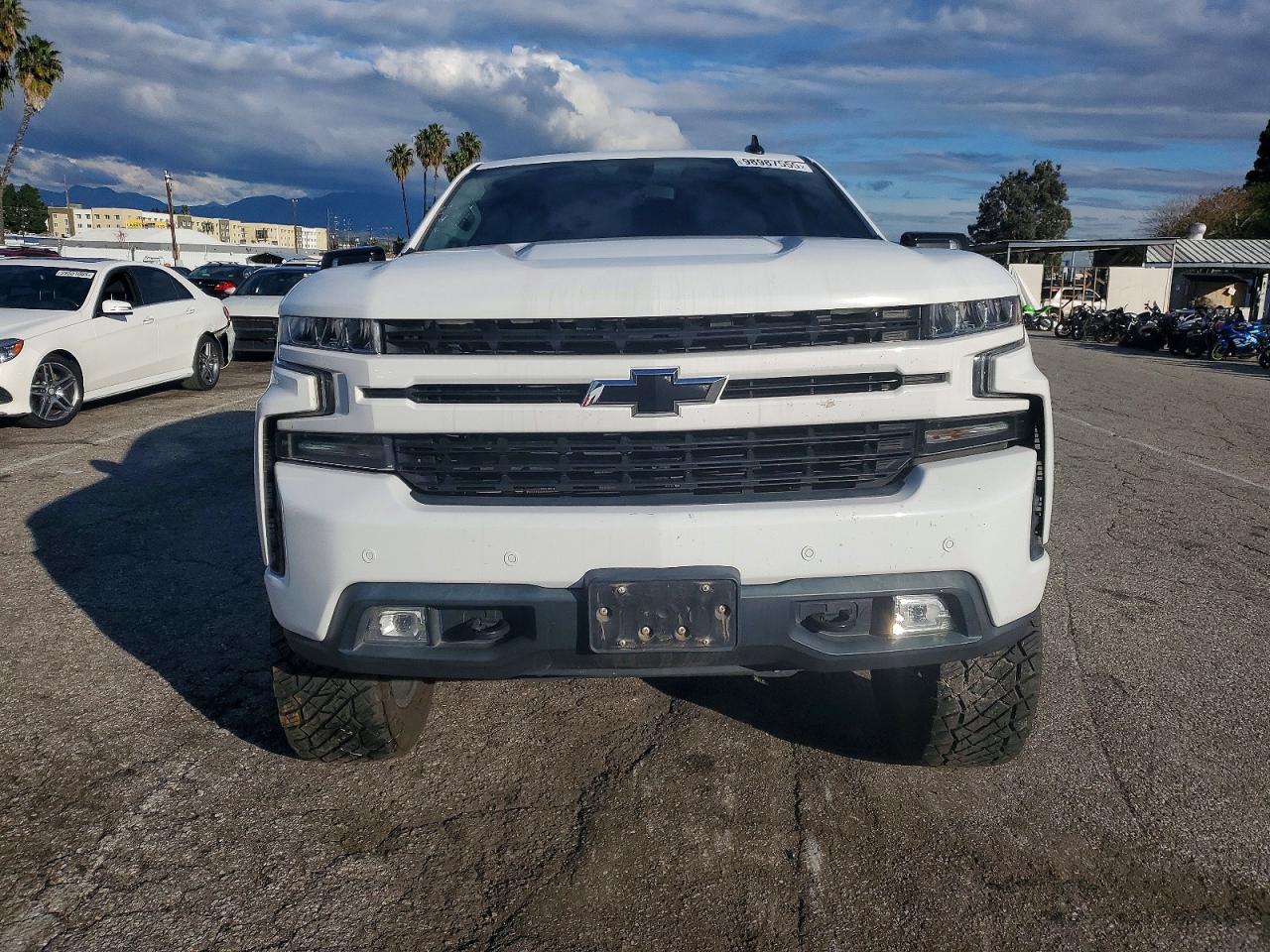 2019 CHEVROLET SILVERADO K1500 RST photo 5