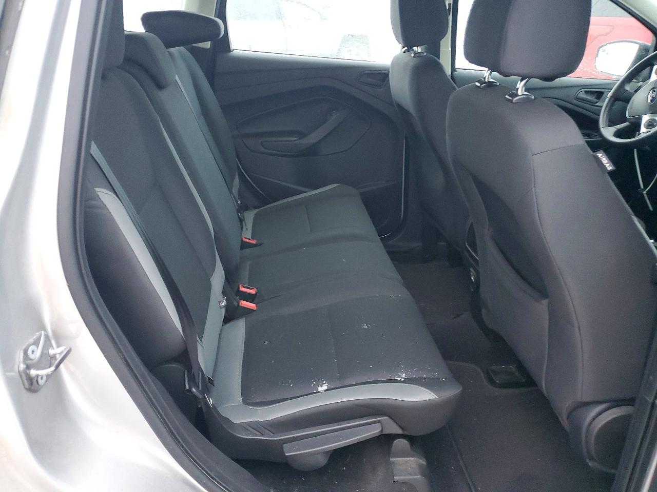 2016 FORD ESCAPE S photo 11