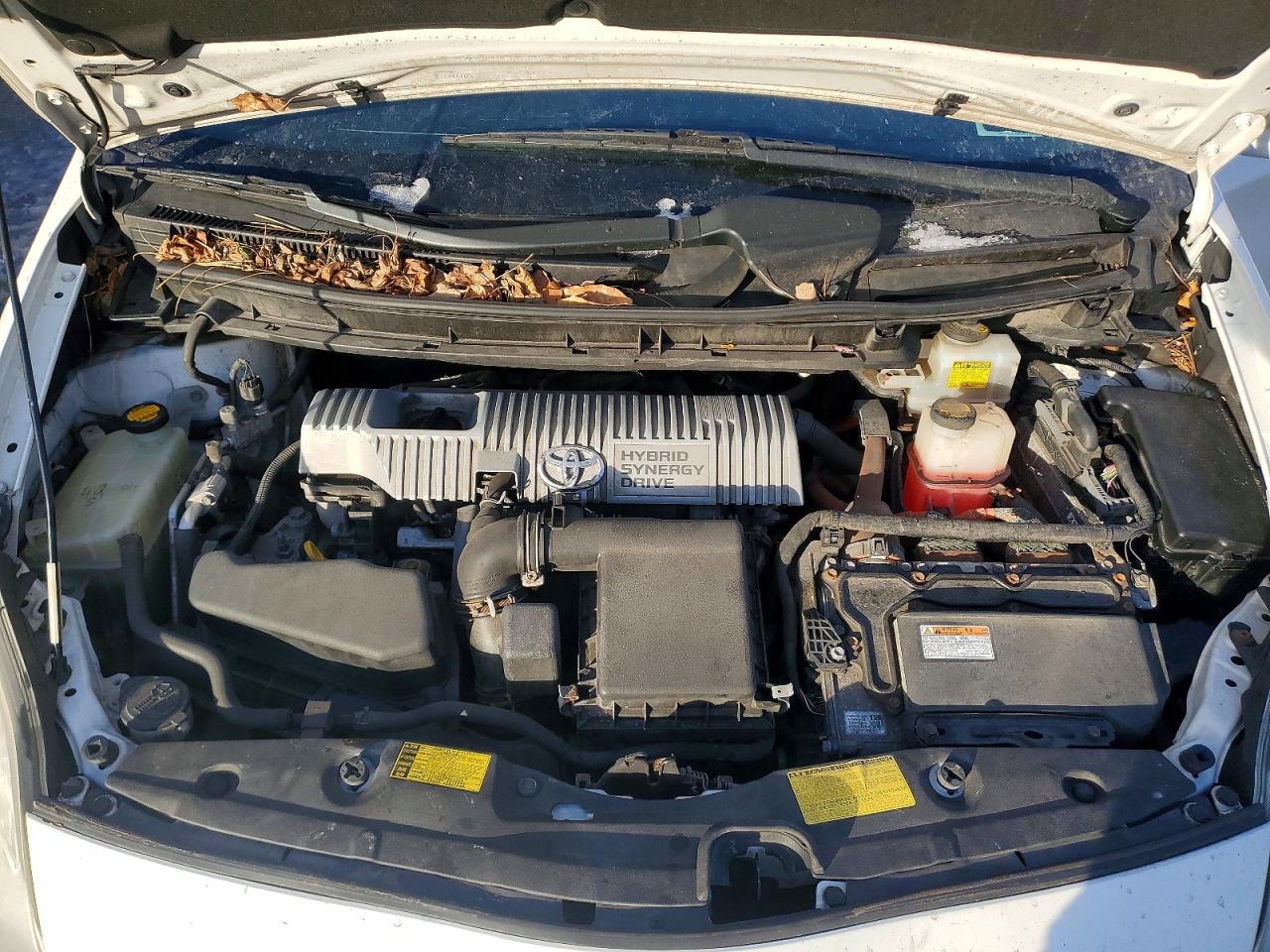 2013 TOYOTA PRIUS photo 11