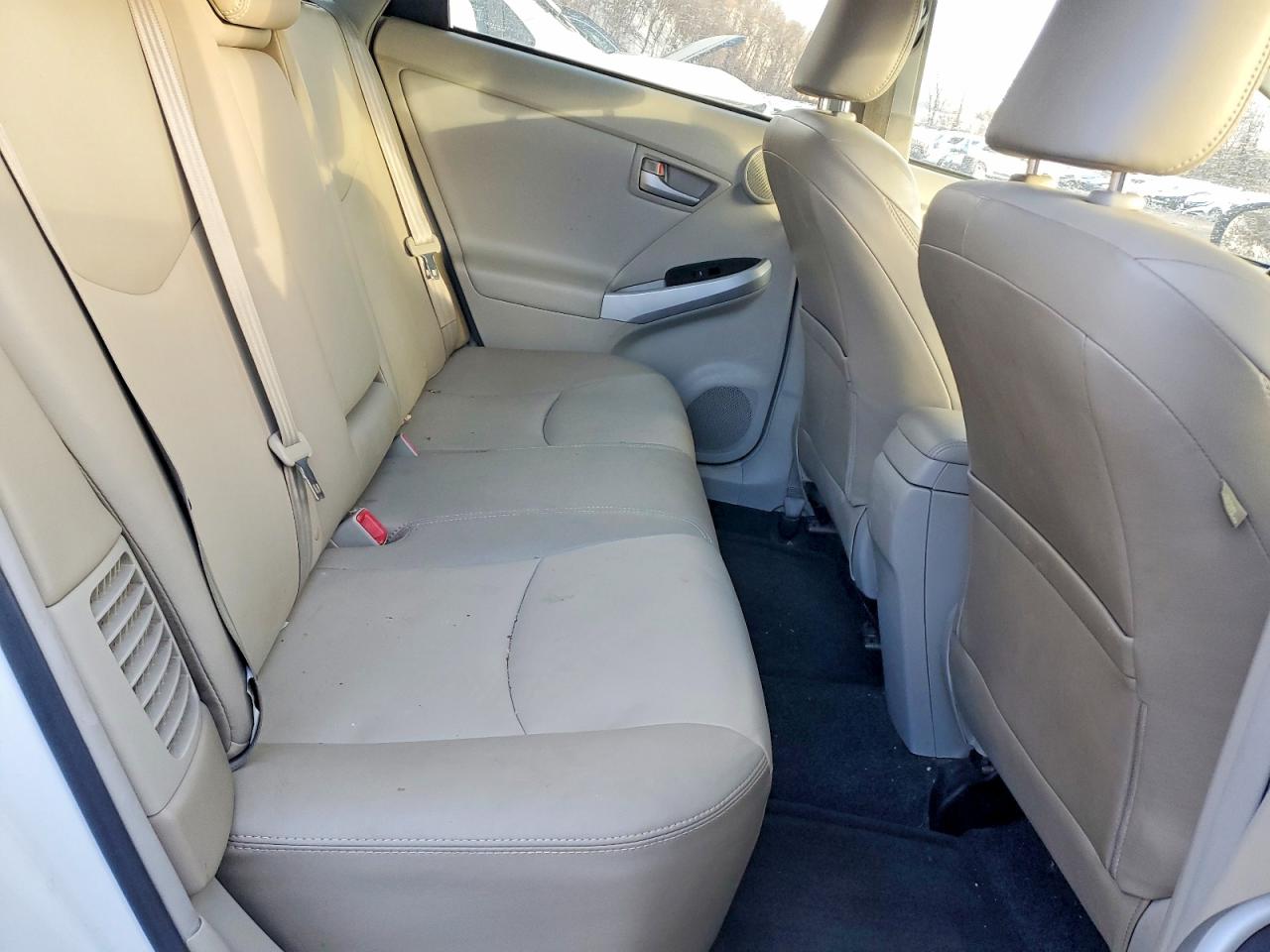 2013 TOYOTA PRIUS photo 10