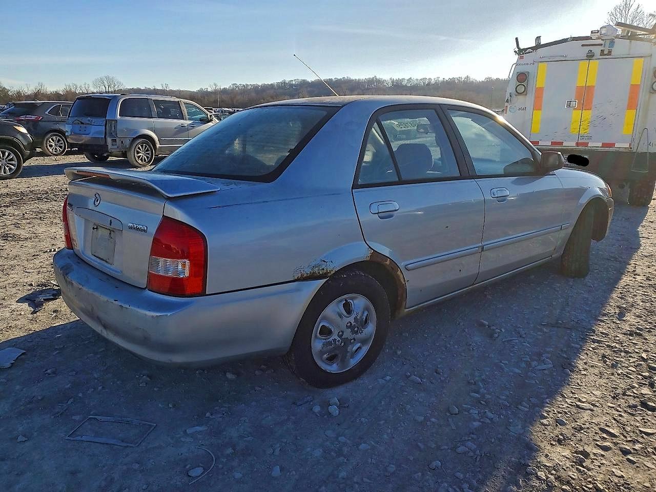 2000 MAZDA PROTEGE DX photo 3