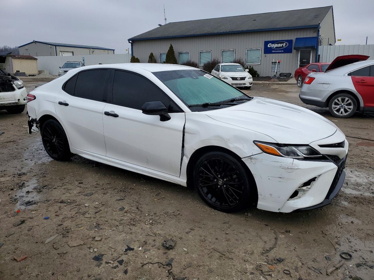 2020 TOYOTA CAMRY SE NIGHTSHADE photo 4