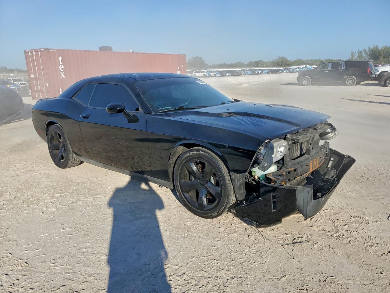 2013 DODGE CHALLENGER SXT photo 4