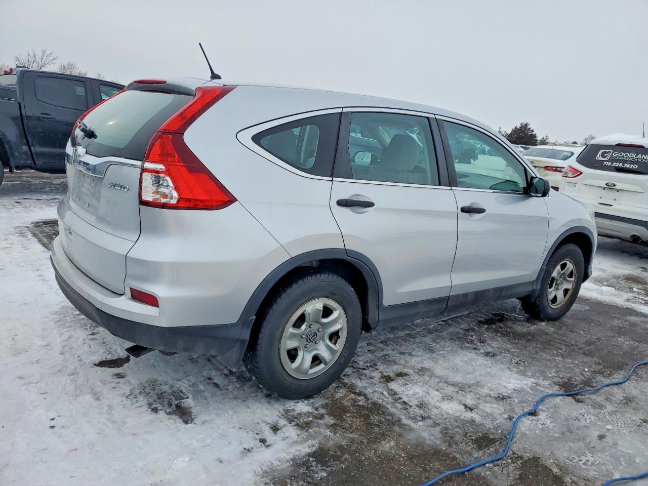 2015 HONDA CR-V LX photo 3