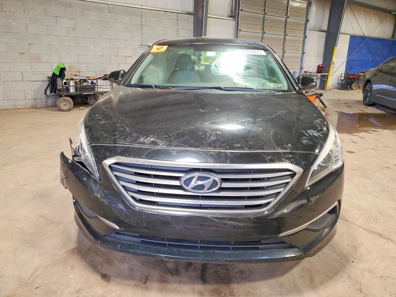 2017 HYUNDAI SONATA SE photo 13