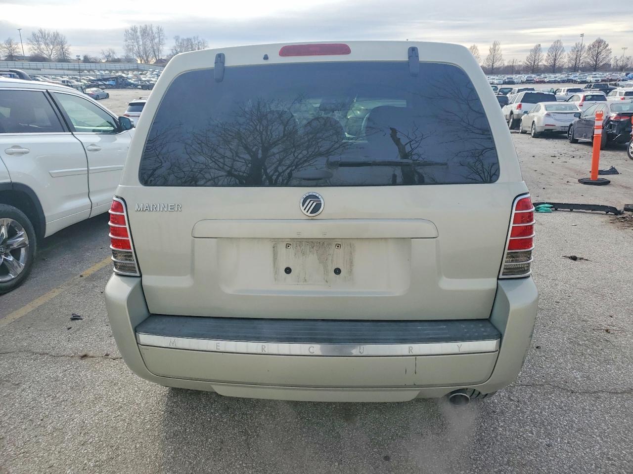 2005 MERCURY MARINER photo 16