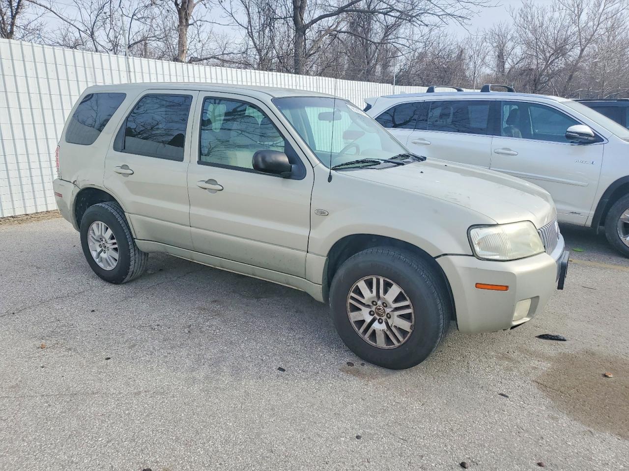 2005 MERCURY MARINER photo 10