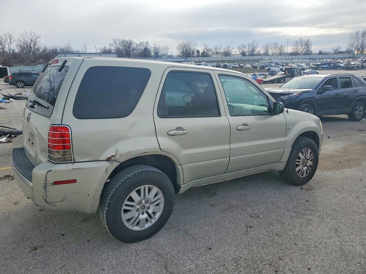 2005 MERCURY MARINER photo 7