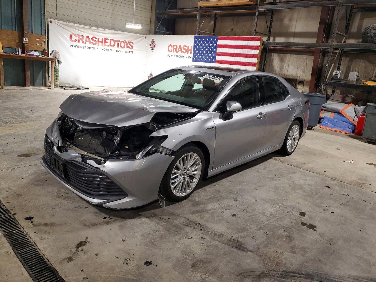2019 TOYOTA CAMRY