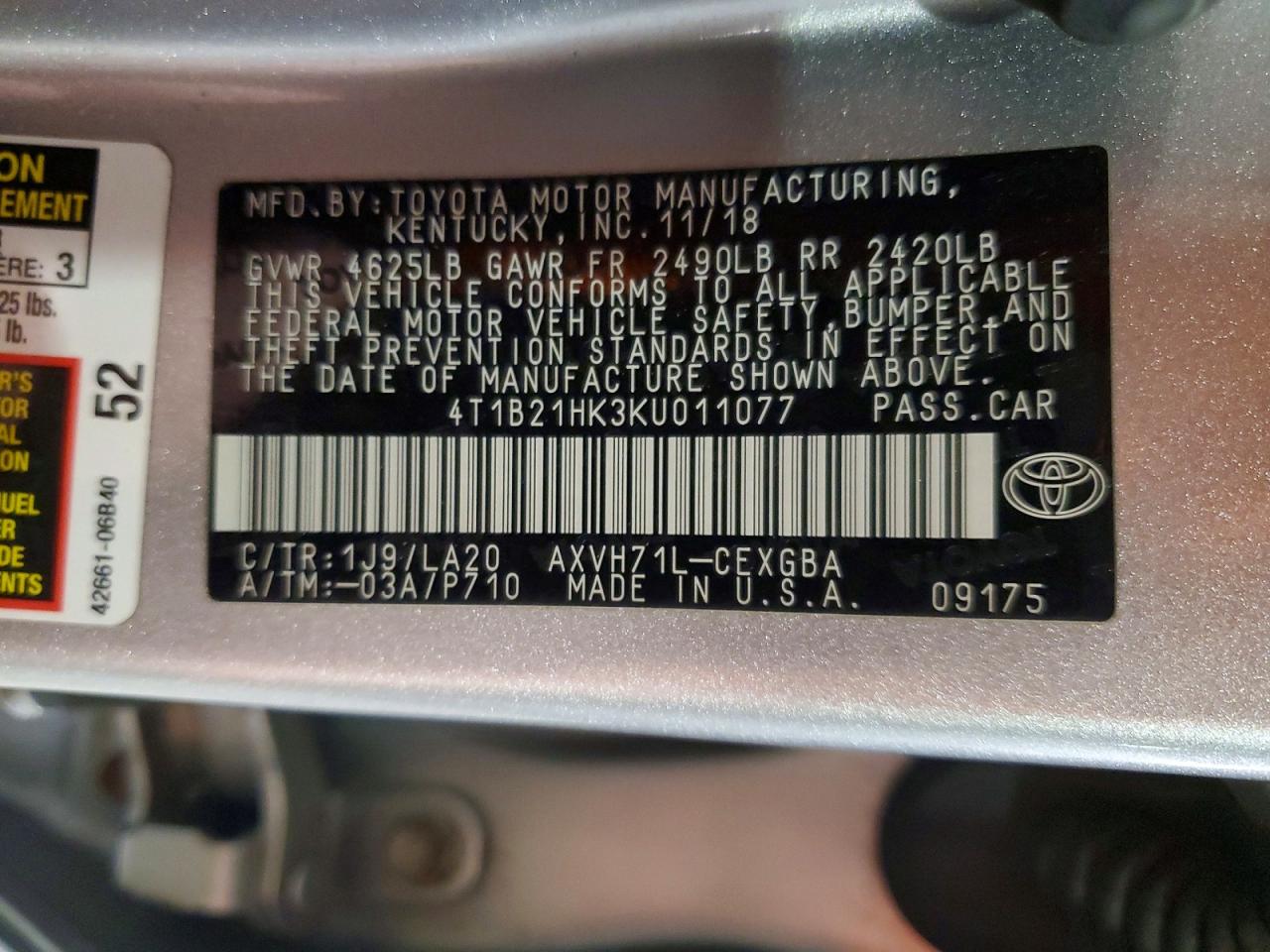 2019 TOYOTA CAMRY HYBRID photo 23