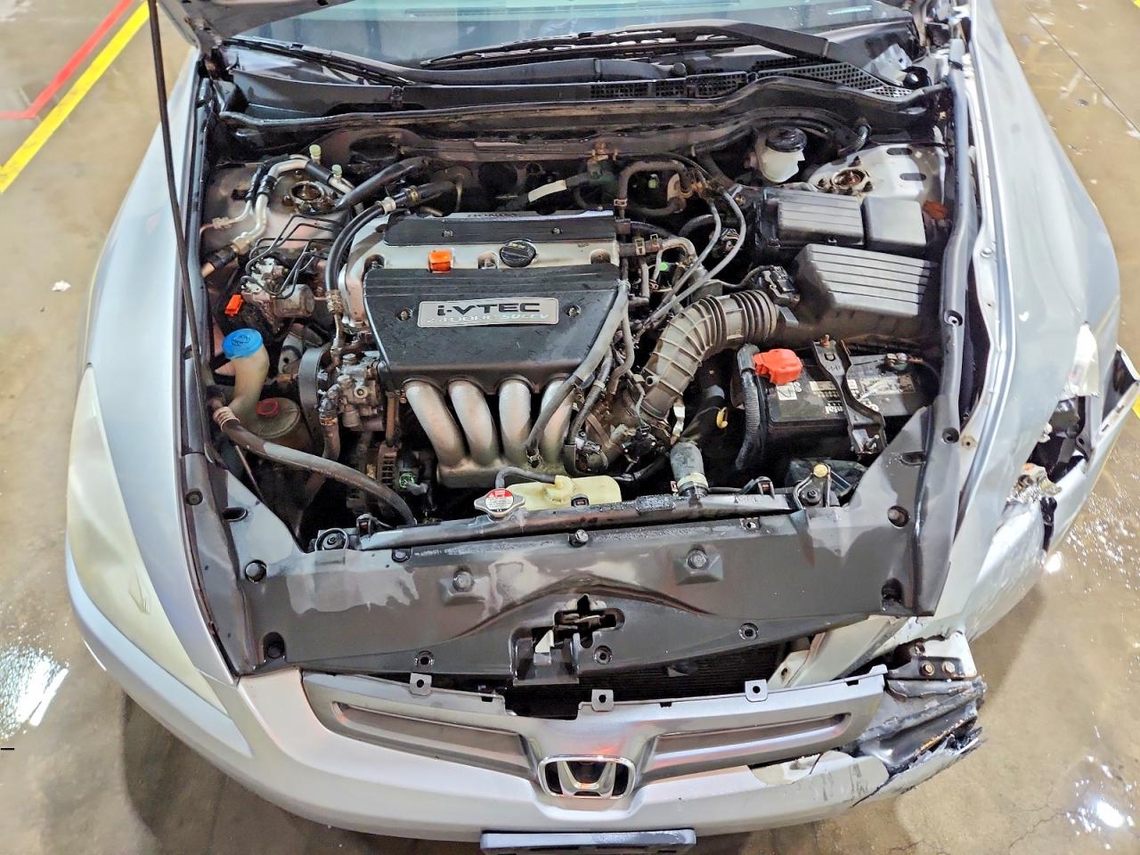 2003 HONDA ACCORD LX photo 11