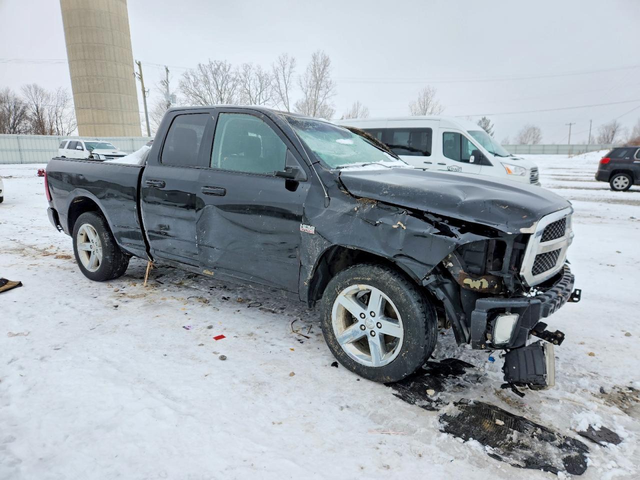 2014 RAM 1500 ST photo 7