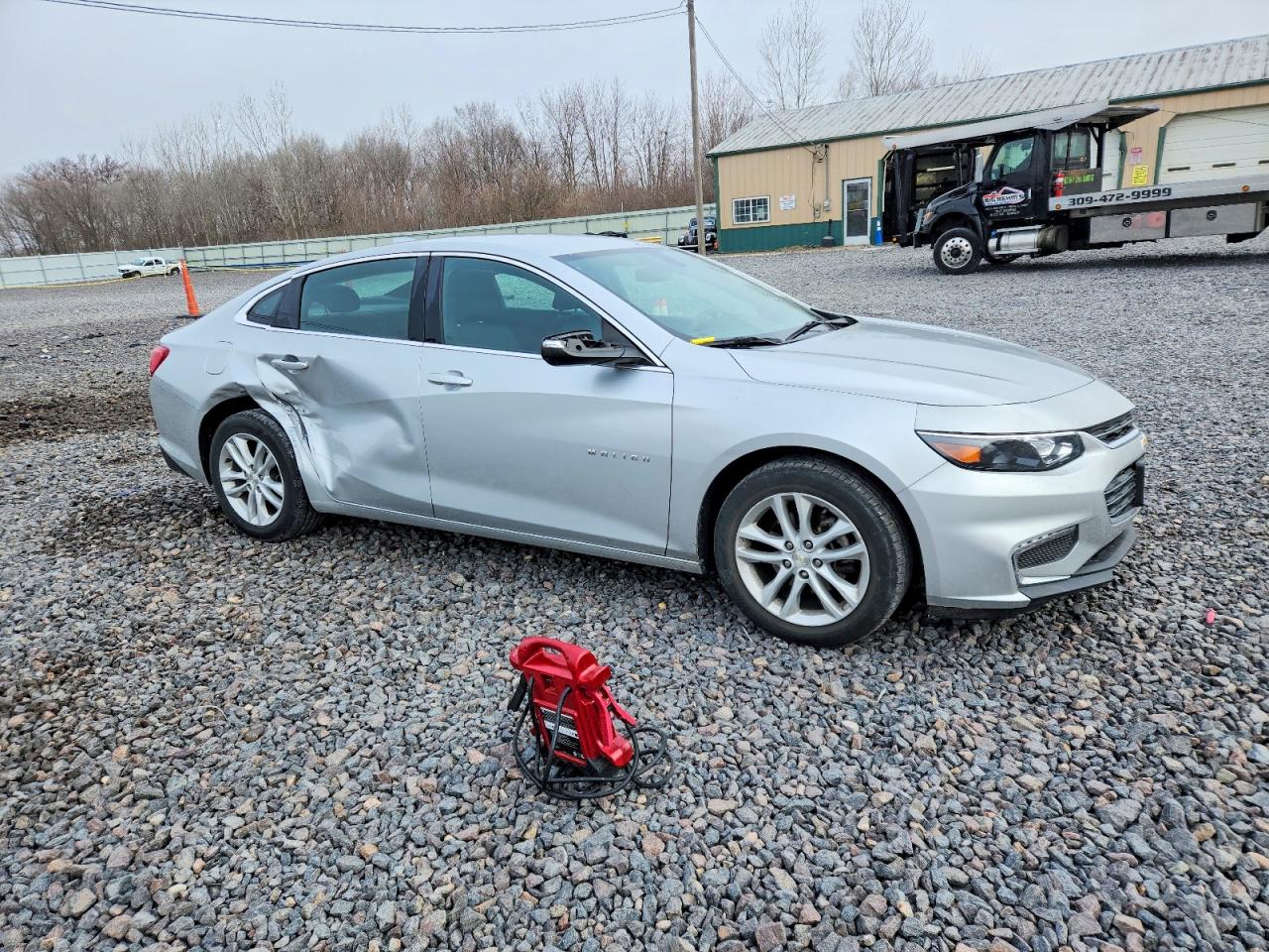 2018 CHEVROLET MALIBU LT photo 4