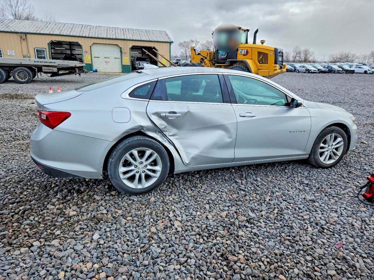 2018 CHEVROLET MALIBU LT photo 3