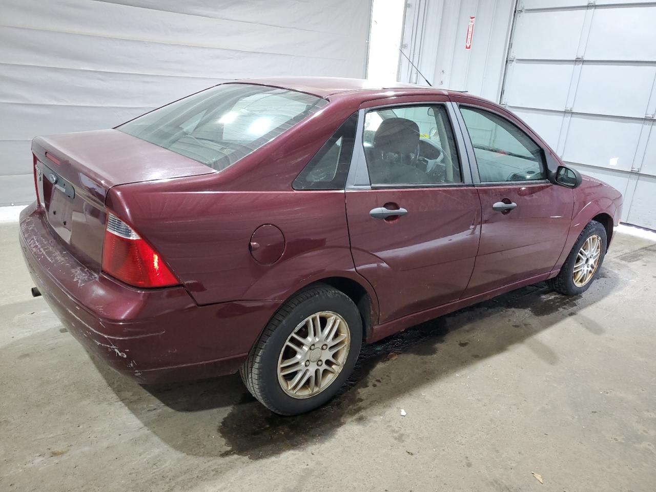 2007 FORD FOCUS ZX4 photo 9