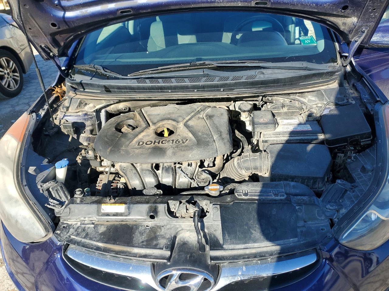 2012 HYUNDAI ELANTRA GLS photo 11