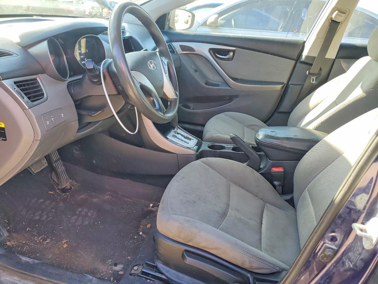 2012 HYUNDAI ELANTRA GLS photo 7